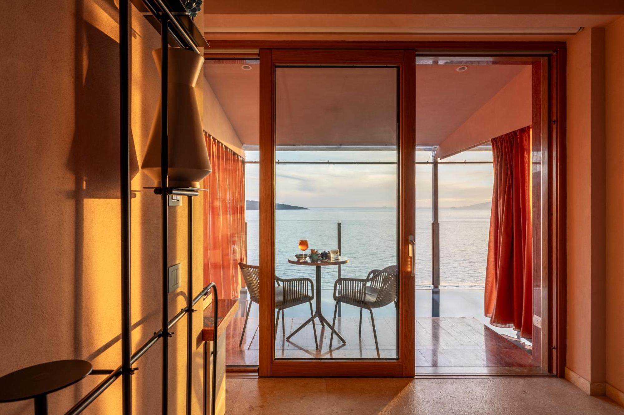 Hotel Laqua By The Sea Meta Zewnętrze zdjęcie